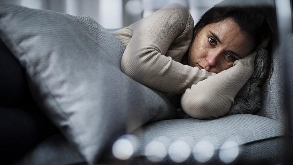 Όσα πρέπει να ξέρετε για τη δυσθυμία: Ποια τα συμπτώματα και πώς γίνεται η διάγνωση