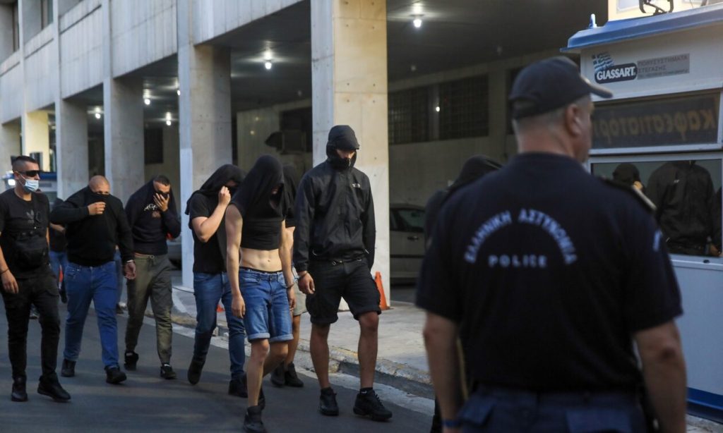 Νέα Φιλαδέλφεια: Σε Κροάτη χούλιγκαν ανήκει ένα από τα μαχαίρια που κατάσχεσαν οι αρχές