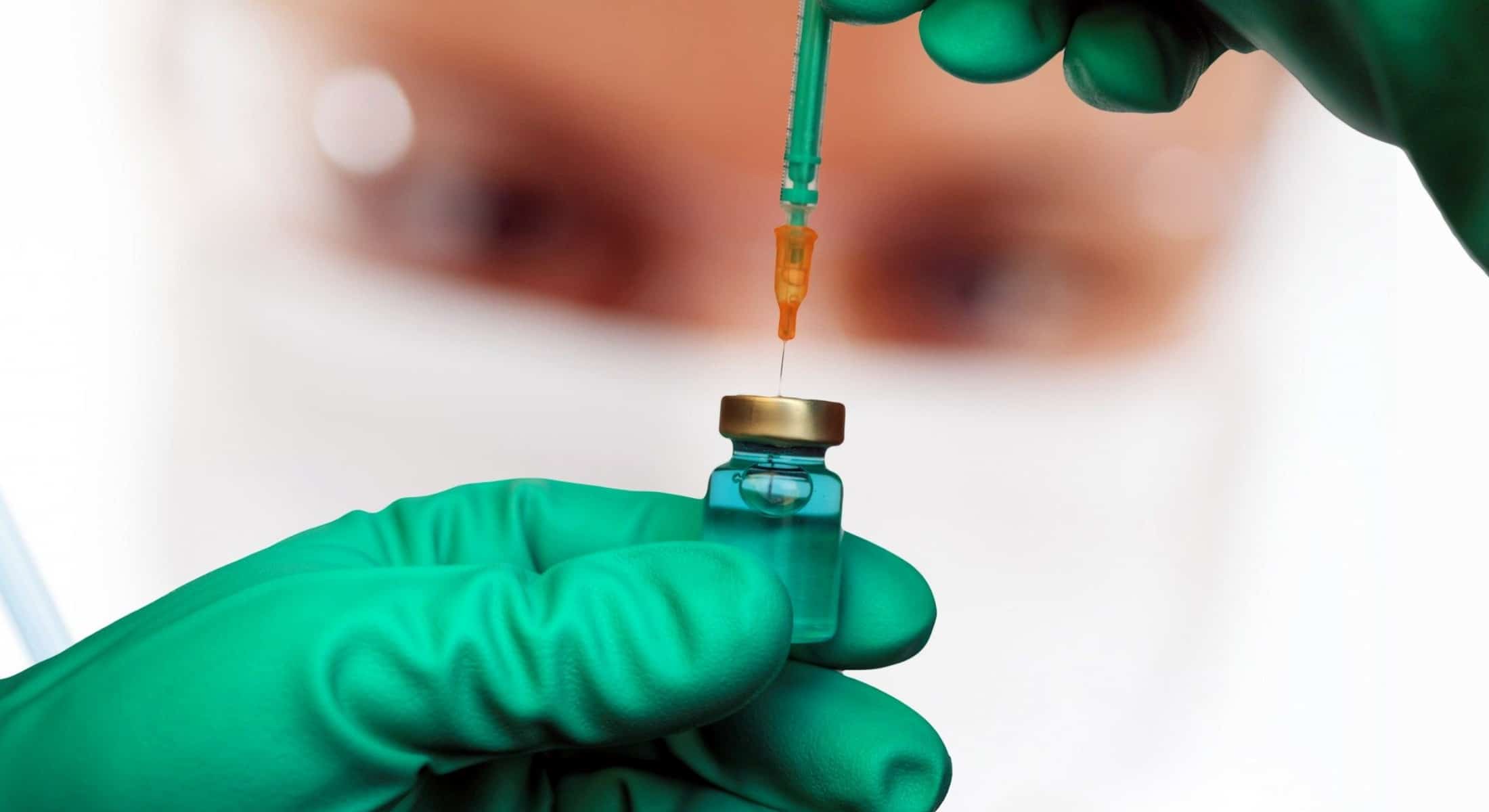 Επιστήμονες αναπτύσσουν εμβόλιο για τον ιό Epstein Barr – Τι μπορεί να προκαλέσει