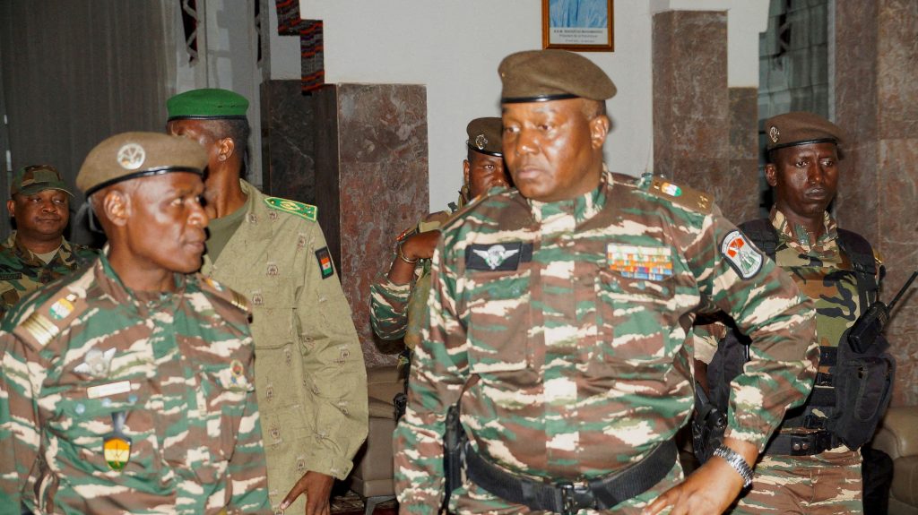 Πραξικόπημα στο Νίγηρα: Το στρατιωτικό καθεστώς σχημάτισε νέα κυβέρνηση