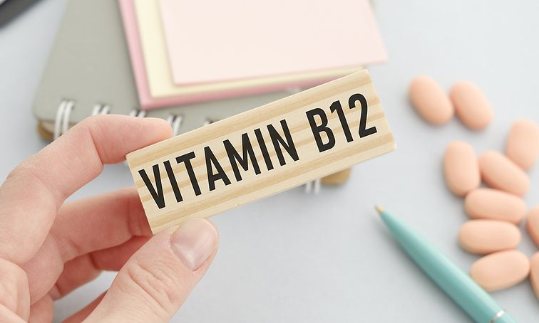 Βιταμίνη Β12: Πόσο καιρό μπορείτε να την παίρνετε – Όλα όσα πρέπει να γνωρίζετε