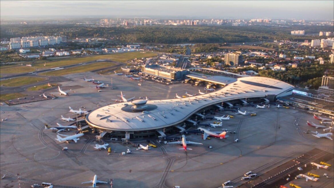 Nέα ουκρανική επίθεση με drones στο αεροδρόμιο της Μόσχας στο Βνούκοβο