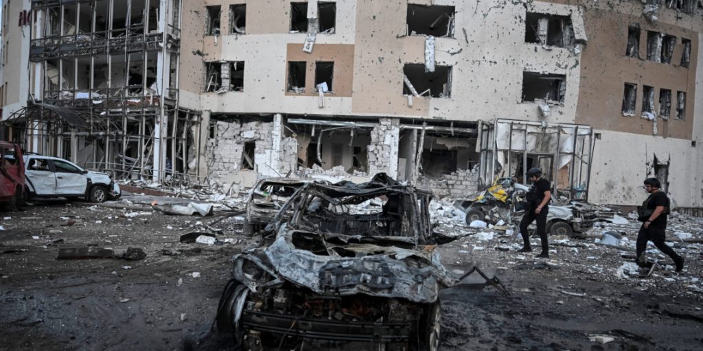 Ουκρανία: Δύο άνθρωποι σκοτώθηκαν σε ρωσικούς βομβαρδισμούς σε Χάρκοβο και Ζαπορίζια