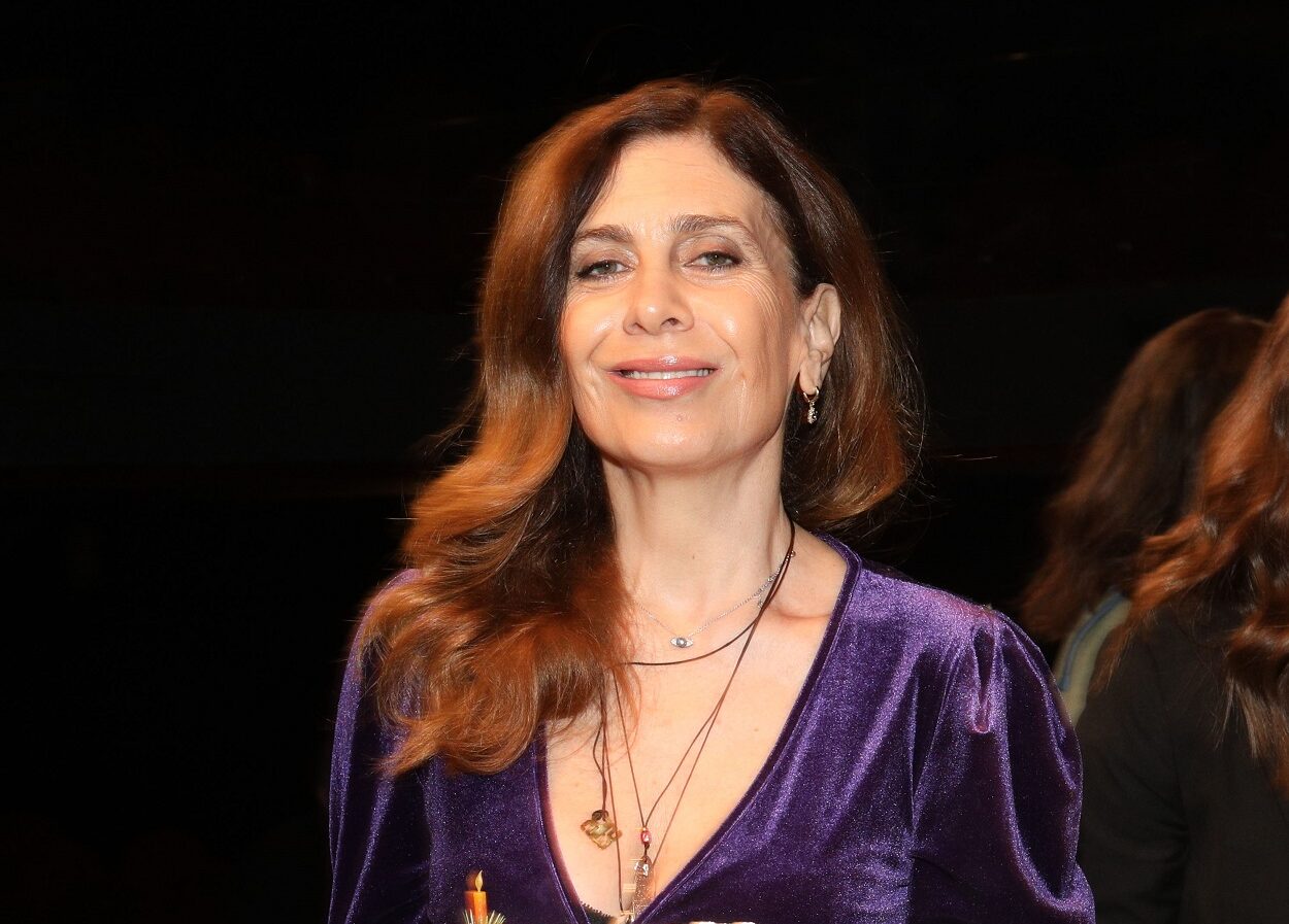 Κ.Διδασκάλου: Ποζάρει στα 62 της με μαγιό και δείχνει το καλογυμνασμένο κορμί της (βίντεο)