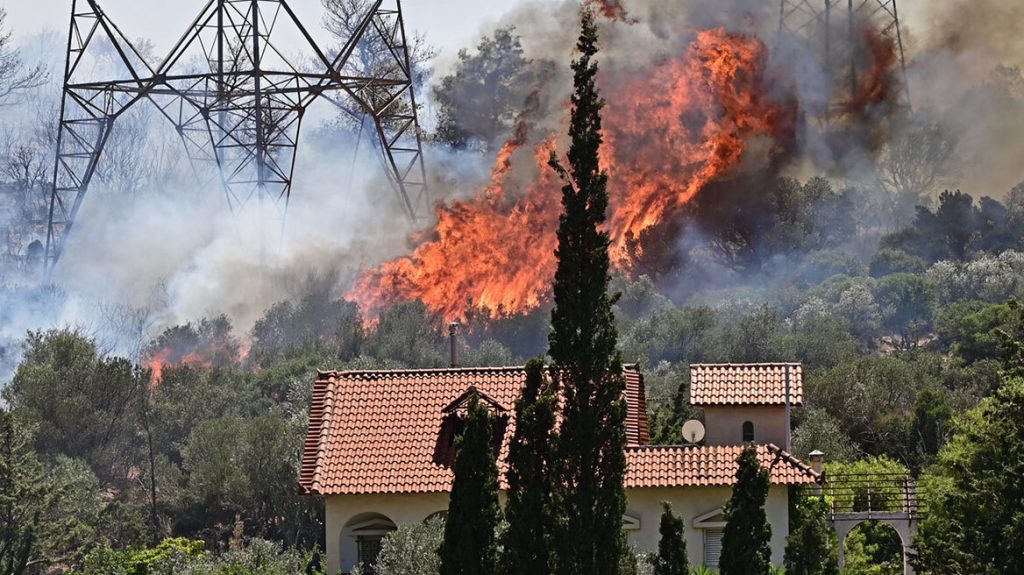 Πολιτική Προστασία: Οι 12 περιοχές που υπάρχει πολύ υψηλός ο κίνδυνος πυρκαγιάς σήμερα