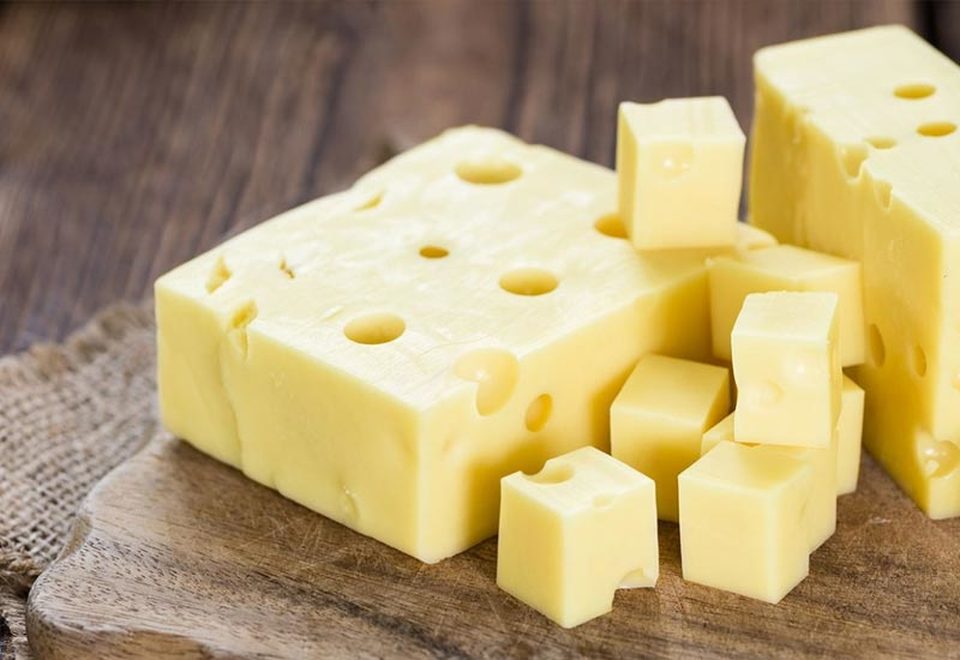 Έρευνα αποκαλύπτει: Το τυρί είναι εθιστικό όπως τα ναρκωτικά!