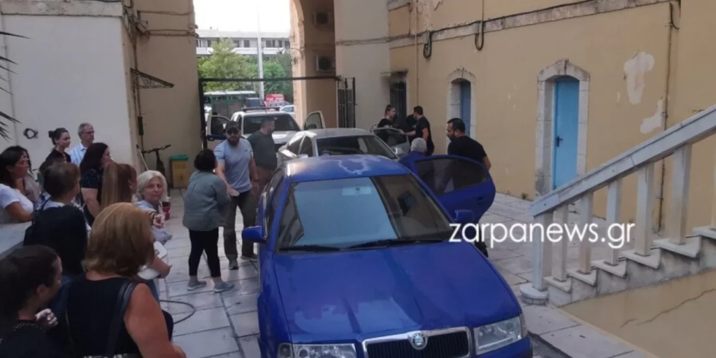 Εμπορία βρεφών στα Χανιά: Απολογείται ο φερόμενος αρχηγός και συντονιστής της ομάδας – «Σ’αγαπάμε» του φώναξαν (βίντεο)