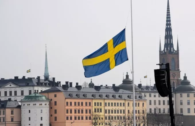 Για πιθανές τρομοκρατικές ενέργειες στη Σουηδία μετά τις βεβηλώσεις του Κορανίου προειδοποιεί η Βρετανία
