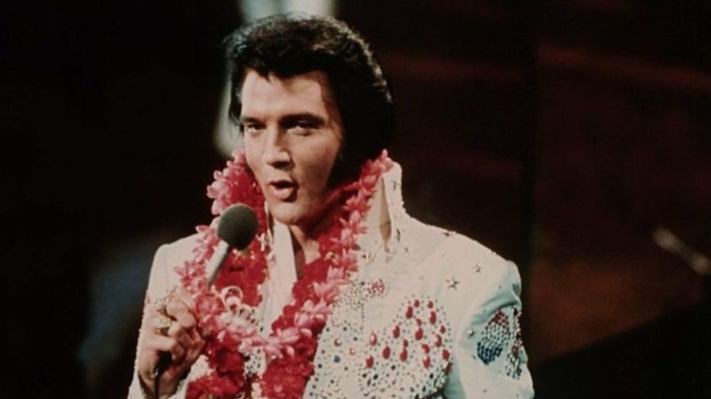 Σαν σήμερα το 1977 «σίγησε» για πάντα η φωνή του Έλβις Πρίσλεϊ σε ηλικία 42 ετών (φώτο)
