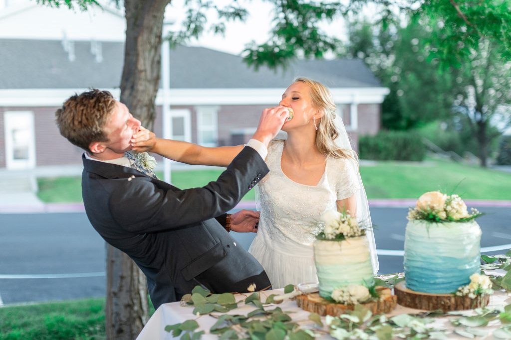 «Σχόλασε» ο γάμος μέσα σε 24 ώρες: Ο λόγος… της έτριψε την γαμήλια τούρτα στο πρόσωπο!