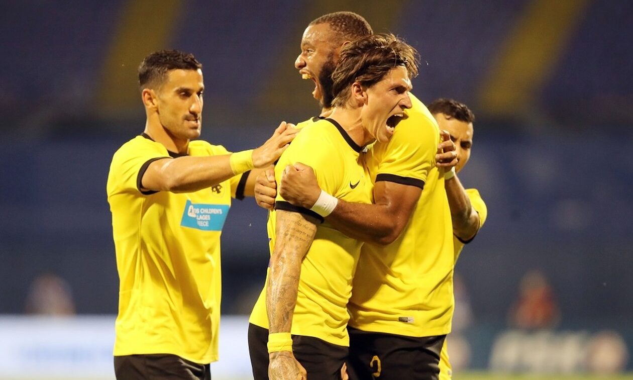 Πιλότος προς παίκτες της ΑΕΚ: «Νίκη για την Ελλάδα και για τον Μιχάλη – Είμαι γουρλής όποτε πετάμε μαζί νικάτε!»