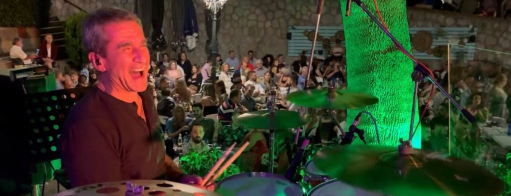 Ανάρπαστος ο ντράμερ Α.Λοβέρδος: Είχε ήδη άλλες δύο προτάσεις από τον Λ.Πανταζή και τον Ν.Μακρόπουλο