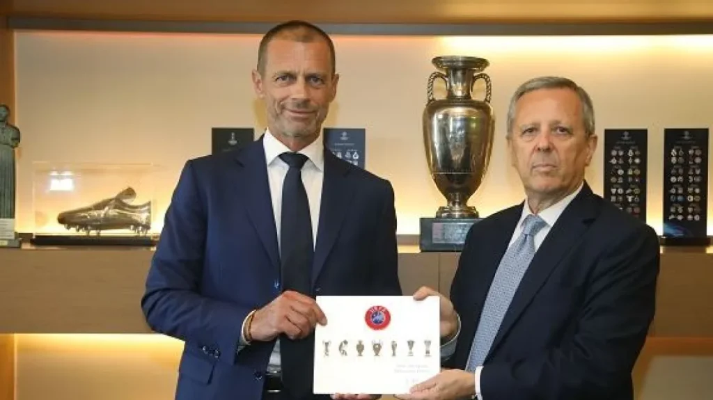 Ολοκληρώθηκε η συνάντηση του προέδρου της UEFA, Αλεξάντερ Τσέφεριν με τον Τάκη Μπαλτάκο