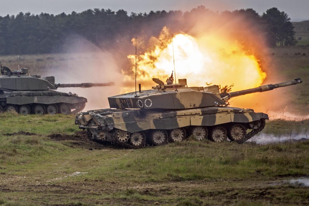 Οι Ουκρανοί τα δίνουν όλα: Στέλνουν στην πρώτη γραμμή στο Ραμποτίνο τα βρετανικά άρματα μάχης Challenger 2