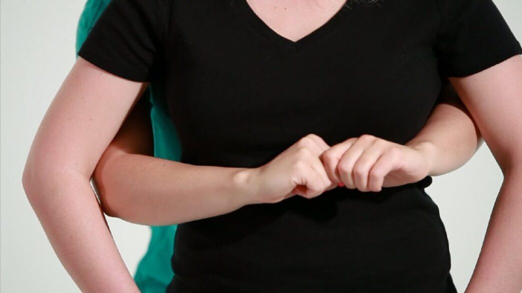 Επική γκάφα από παρουσιαστή του ΣΚΑΪ: Αποκάλεσε διασώστρια «Σωτηρία Λαβή»! (βίντεο)