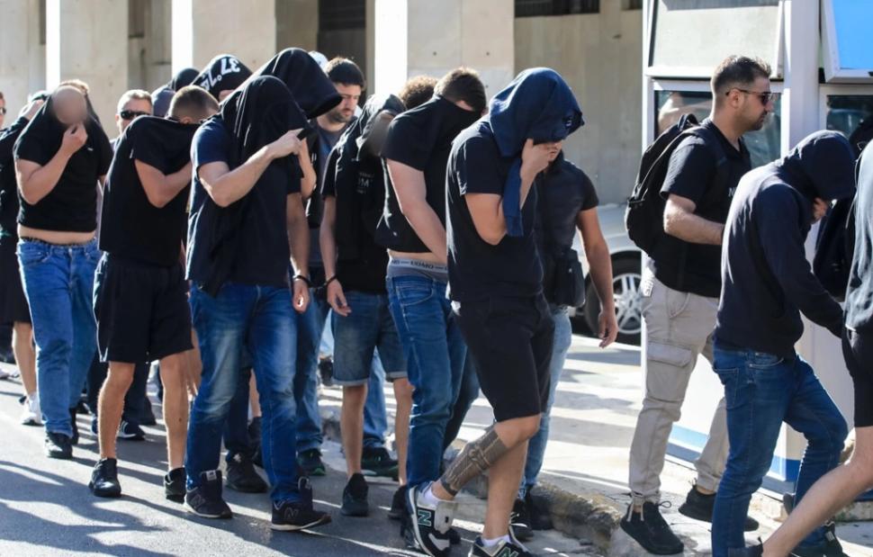 Ελληνοκροατική επιδρομή στη Νέα Φιλαδέλφεια: Έρχονται νέα εντάλματα σύλληψης – Οι επόμενες κινήσεις των Αρχών
