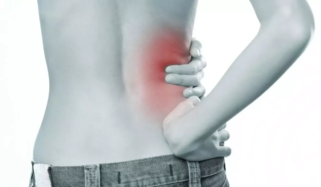 Πυελονεφρίτιδα: Όσα πρέπει να γνωρίζετε για τη λοίμωξη των νεφρών