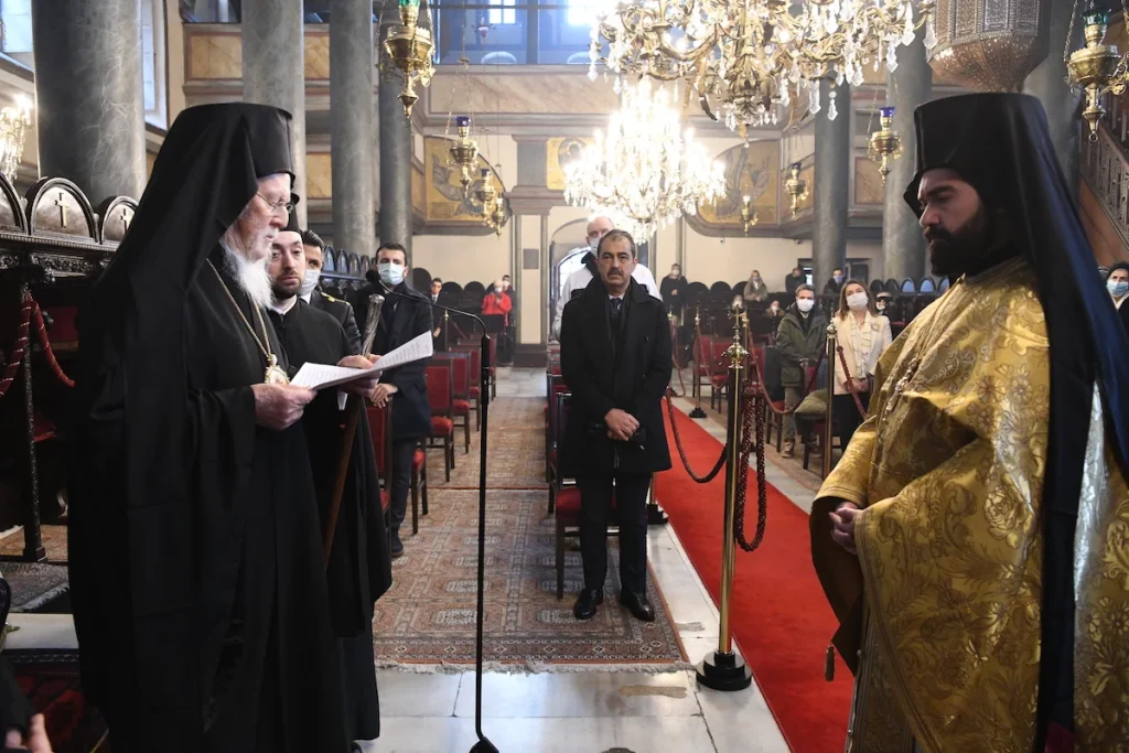 Πάρος: Τιμήθηκε η ανακομιδή των ιερών λειψάνων του Οσίου Αρσενίου