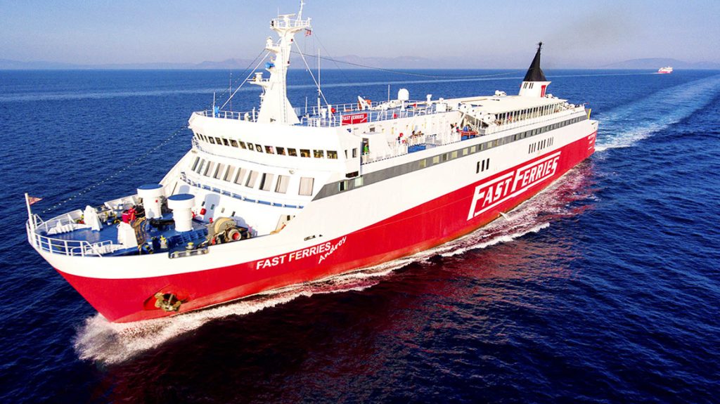 Μηχανική βλάβη στο επιβατικό πλοίο «Άνδρος» – Ταλαιπωρία για 192 επιβάτες