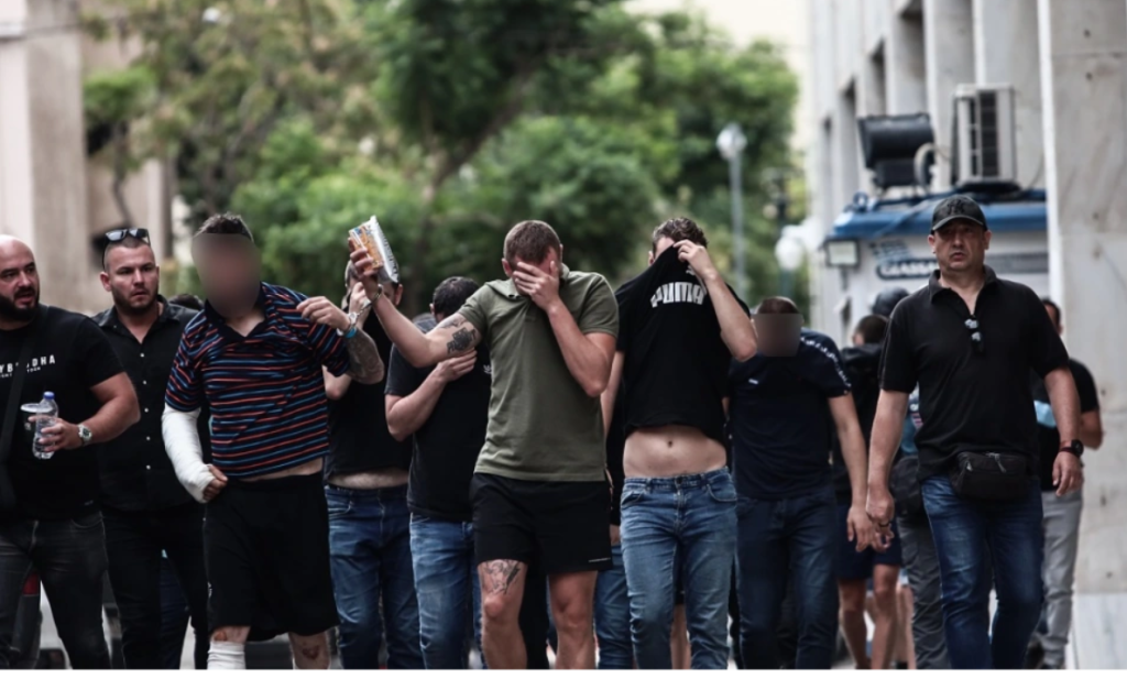 Ταυτοποιήθηκαν ακόμα δέκα Έλληνες χούλιγκαν για τη δολοφονική επίθεση στη Νέα Φιλαδέλφεια