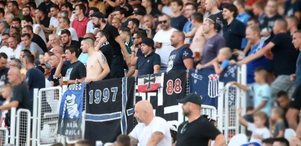Οι Κροάτες ναζί εμφανίστηκαν ξανά – Το πανό σε ματς Ρουντές-Χάιντουκ