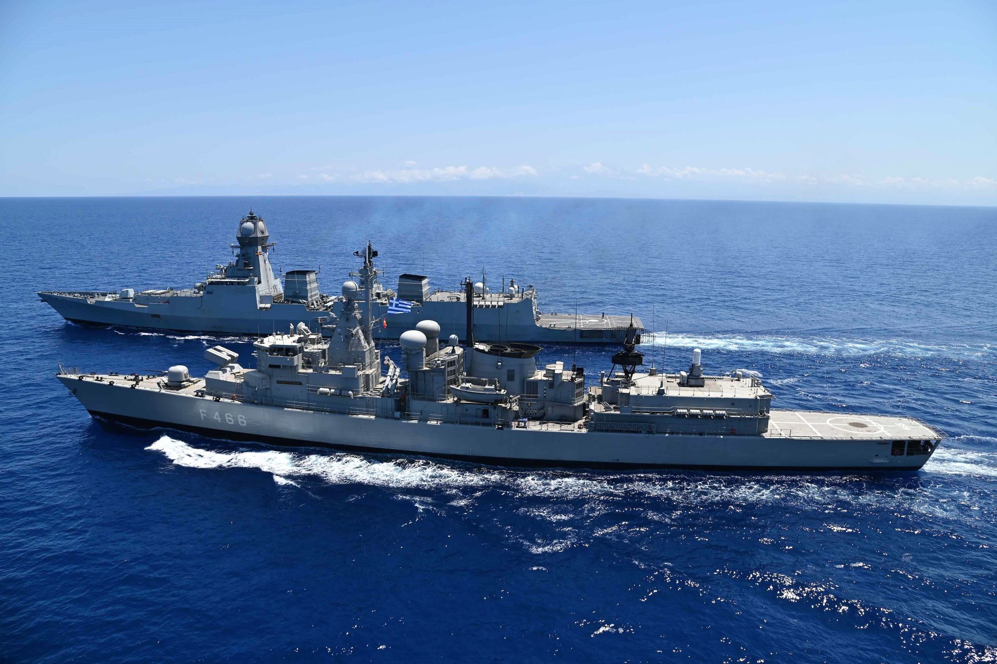 Κ.Βελόπουλος: «43 παραιτήσεις στο Πολεμικό Ναυτικό! – Θα ξυπνήσει κάποιος;»