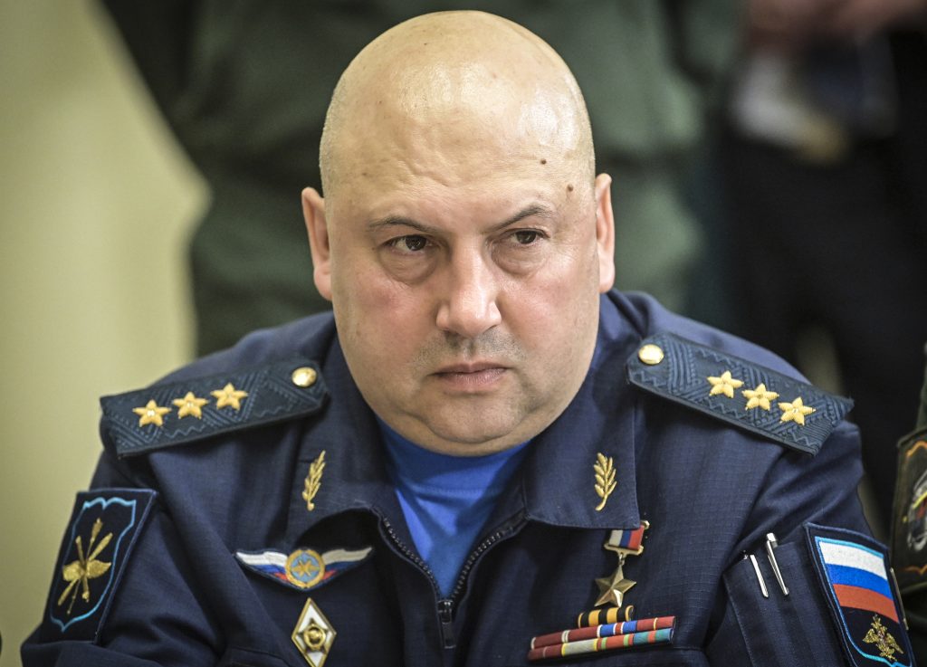 Ρωσία: Νέος αρχηγός στις αεροδιαστημικές δυνάμεις στη θέση του Σ.Σουροβίκιν