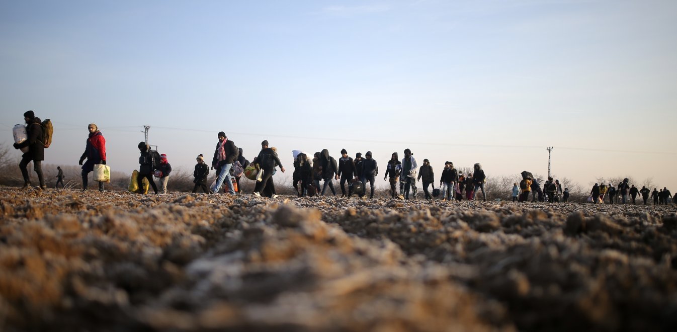 «Πιάνουμε παράνομους μετανάστες με μπιτόνια μέσα σε χωράφια» – Τι καταγγέλλουν κάτοικοι της Αλεξανδρούπολης στο pronews.gr