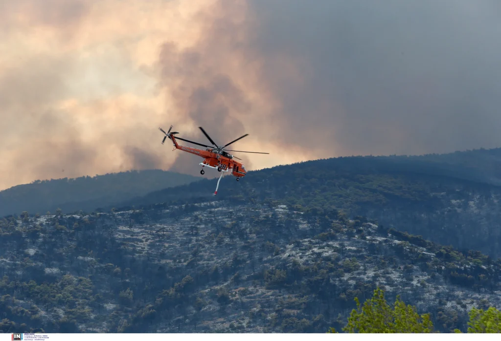 Το «φαινόμενο της καμινάδας» που προκάλεσε αναζωπύρωση στην Πάρνηθα