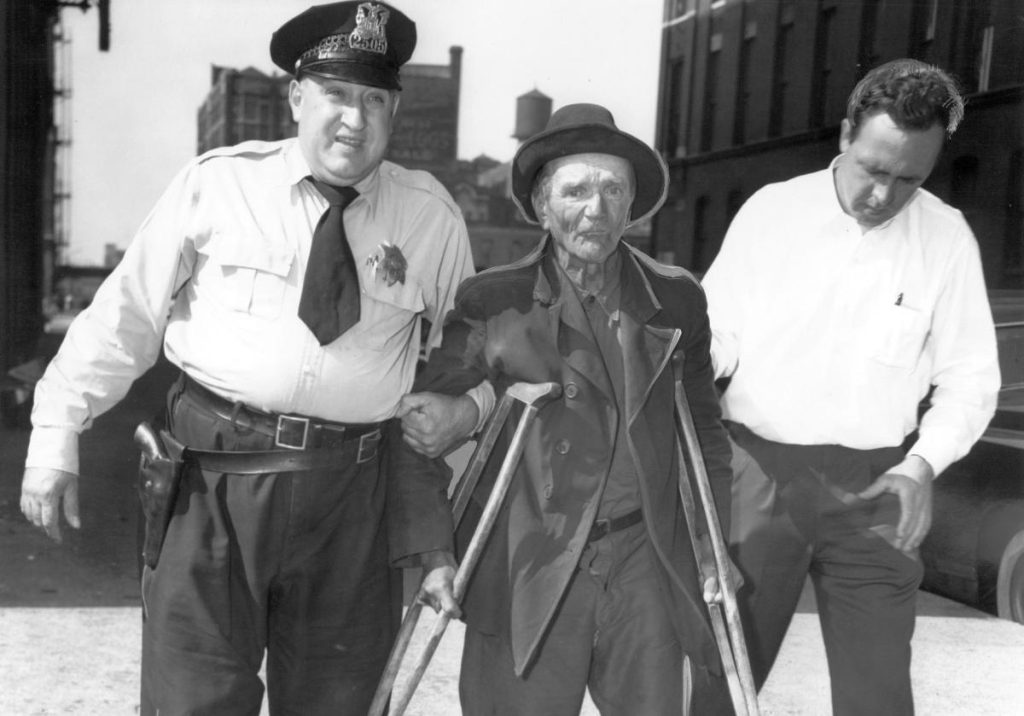 H ποινικοποίηση της αναπηρίας και της ασχήμιας: Όταν ήταν λόγος για να πάρεις πρόστιμο