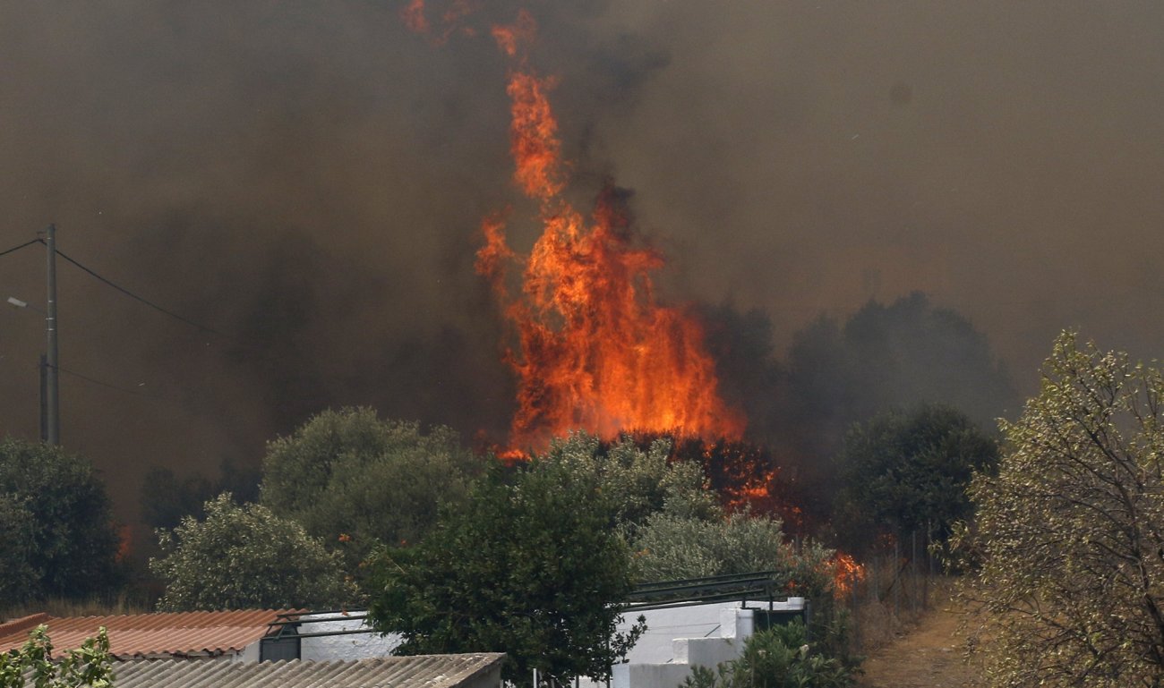 Φωτιά στον Αυλώνα: Δίωξη για κακούργημα στον 45χρονο δικηγόρο που συνελήφθη για εμπρησμό – Την Τρίτη η απολογία του