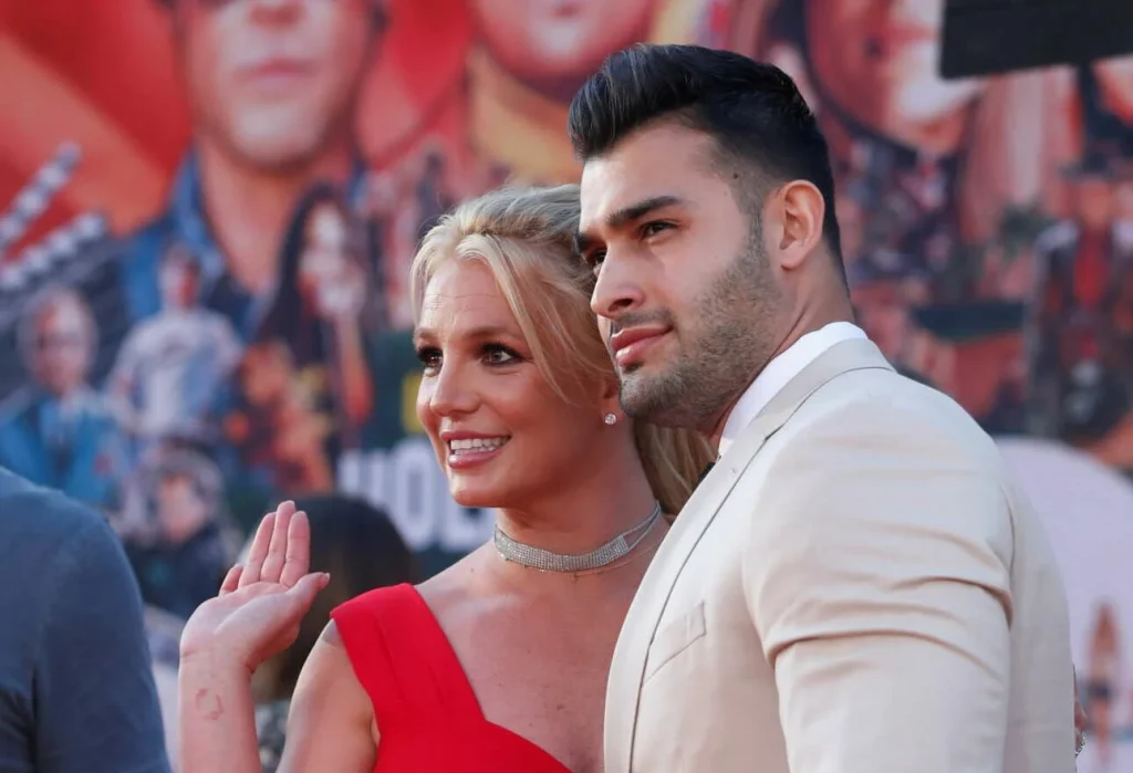 Μ.Σπίαρς – Σ.Ασγκάρι: Ο άγνωστος καβγάς λίγο πριν το διαζύγιό τους – Η τραγουδίστρια τραυματίστηκε στο κεφάλι