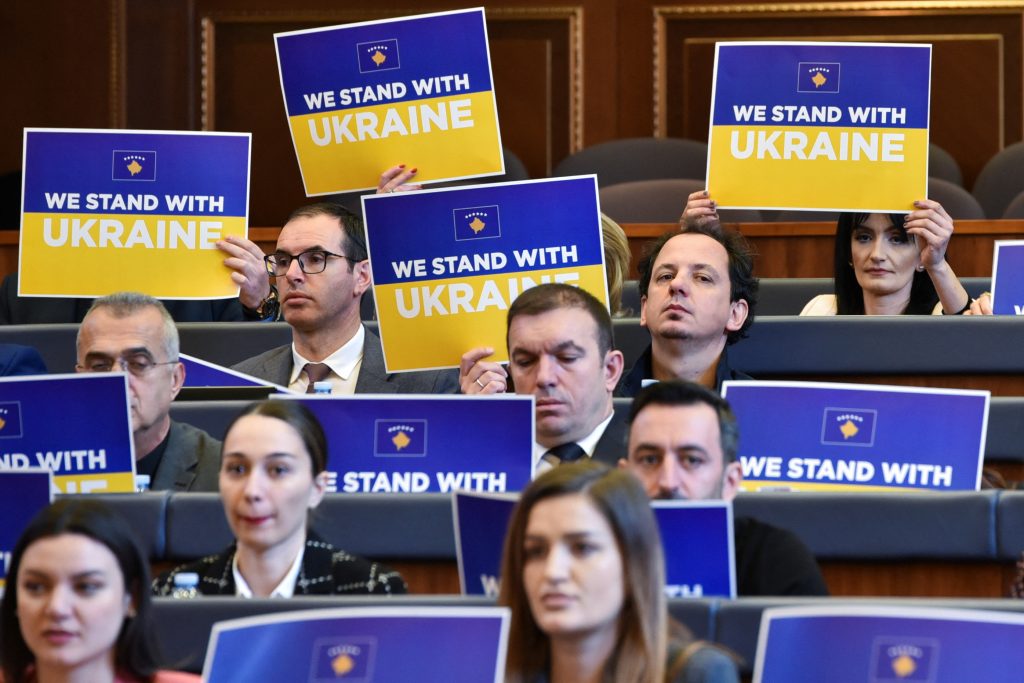 Πονηροί οι Ουκρανοί: «Δεν θα αναγνωρίσουμε το Κόσοβο όσο έχουμε πόλεμο κι ας μας έχει βοηθήσει»