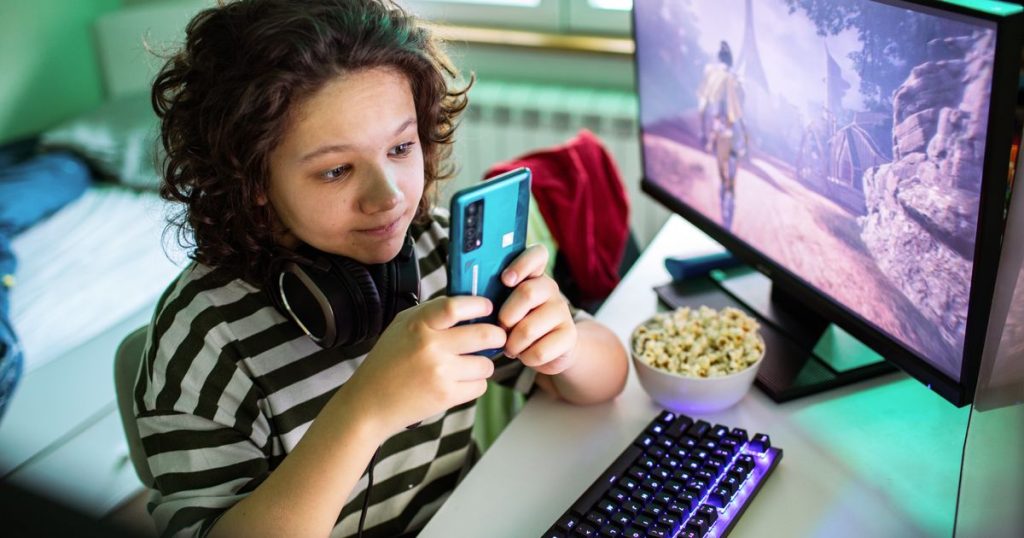 Έρευνα αλλάζει τα δεδομένα: Τα social media δεν προκαλούν κατάθλιψη σε παιδιά κι εφήβους