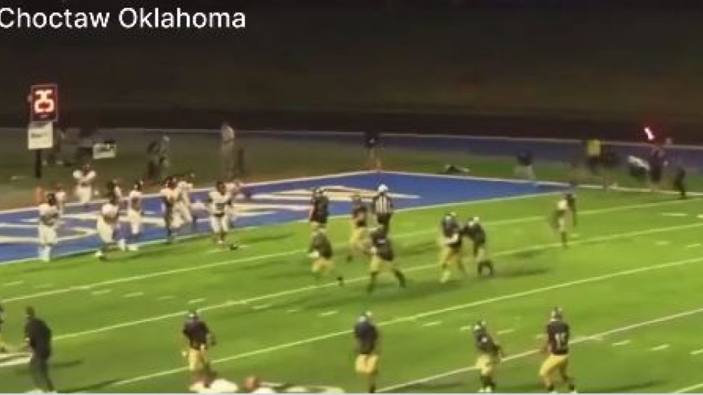 Πυροβολισμοί σε αγώνα ποδοσφαίρου στην Οκλαχόμα: Τέσσερις τραυματίες (βίντεο)