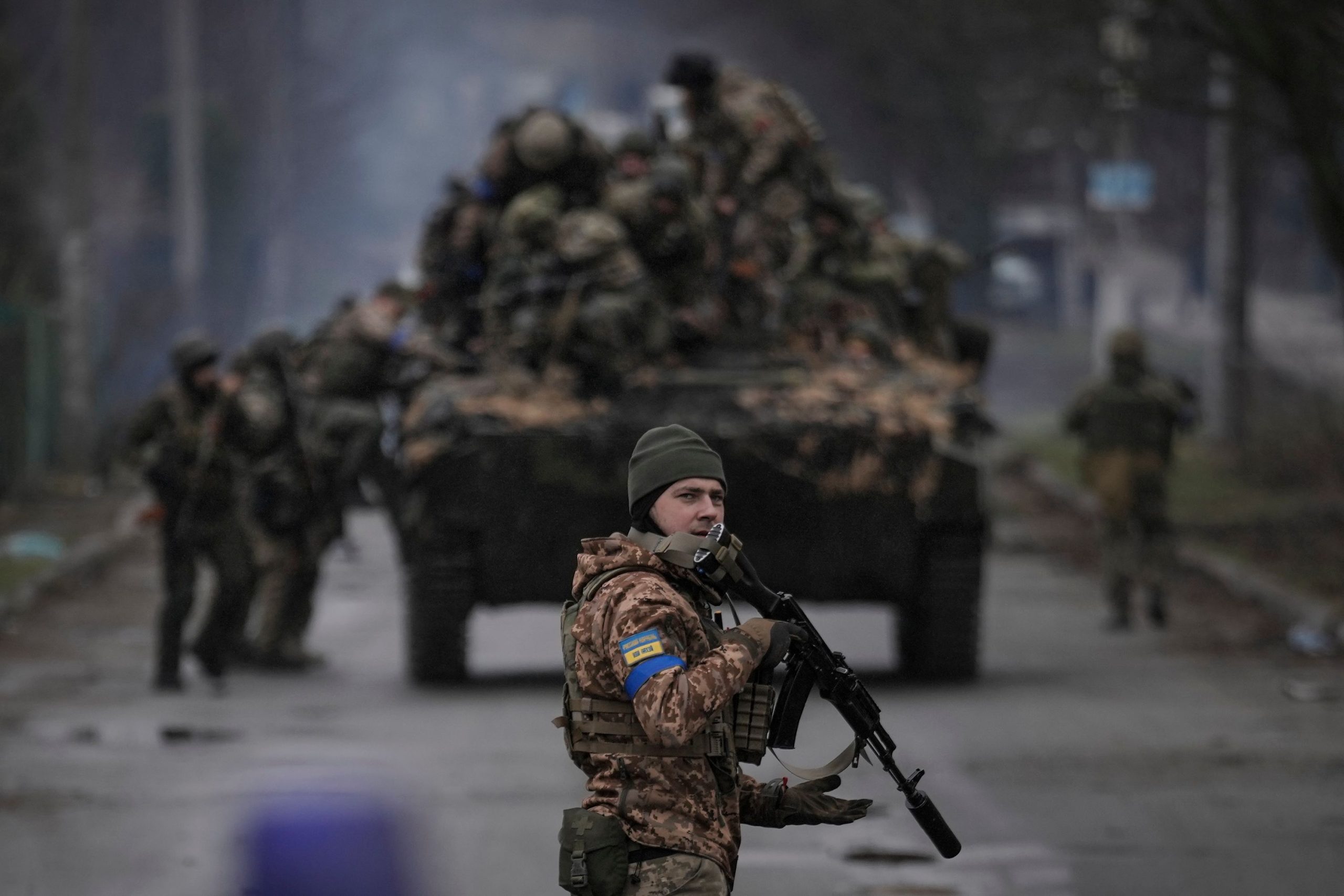 Το Κίεβο ξεμένει από ανθρώπινο δυναμικό: Τι δείχνουν οι αριθμοί – Ομολογία Β.Ζελένσκι: «Πρέπει να μειώσουμε τις απώλειες»