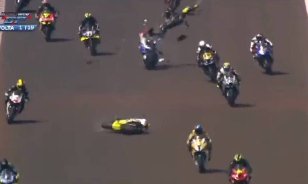 Τρομακτικό δυστύχημα στο MotoGP της Βραζιλίας: Νεκροί δύο αναβάτες (βίντεο)