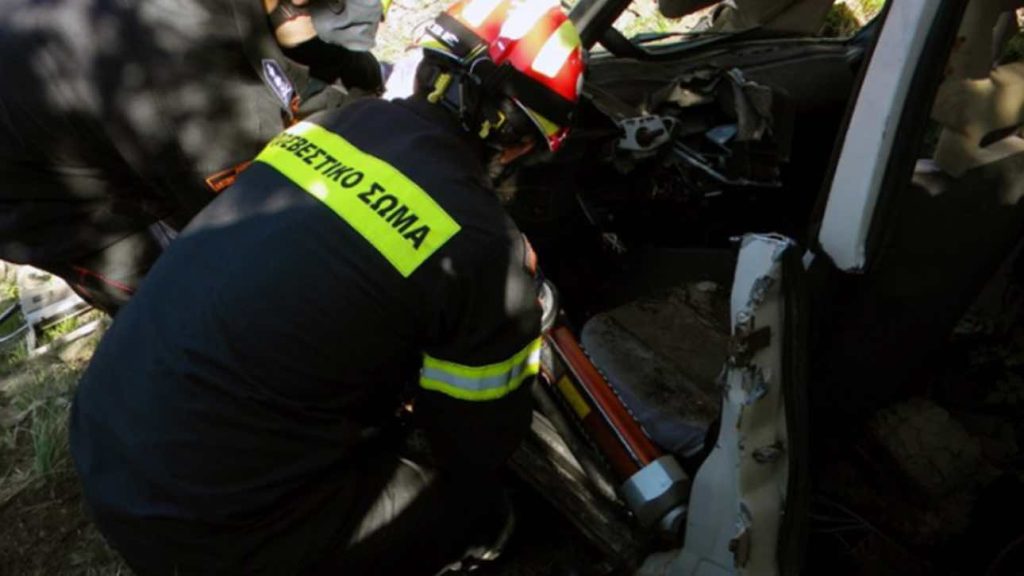 Χανιά: Προσπαθούν να εντοπίσουν γυναίκα που έχει εγκλωβιστεί σε αυτοκίνητο – Ειδοποίησε η ίδια τις Αρχές