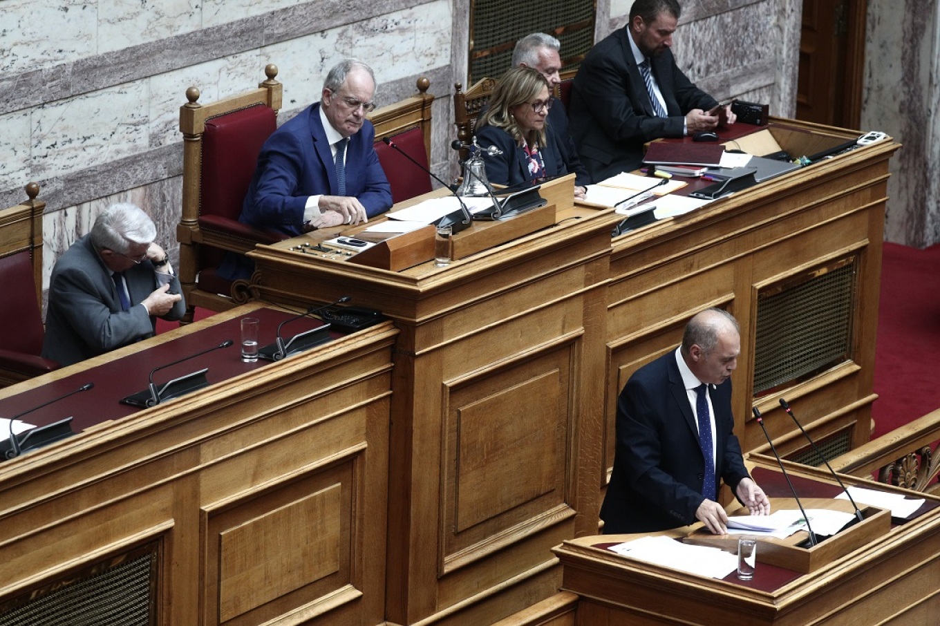 Αντιπαράθεση Κ.Τασούλα με Κ.Βελόπουλο: «Δεν θέλω νταβατζήδες και προστάτες»