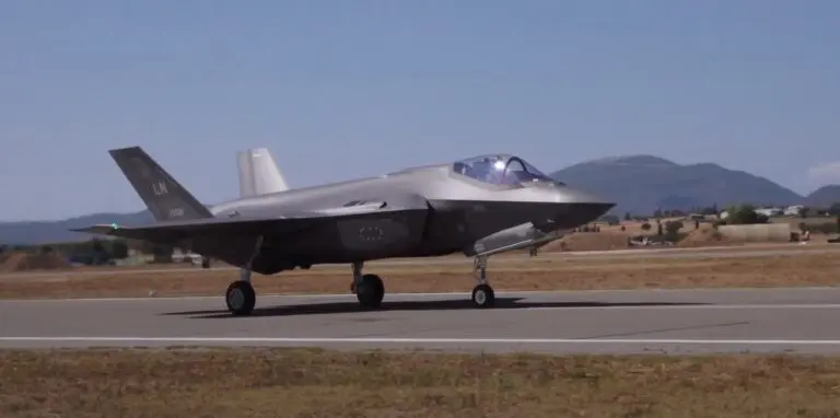 Έφτασαν στην Τανάγρα τα αμερικανικά μαχητικά αεροσκάφη F-35 για το Athens Flying Week 2023