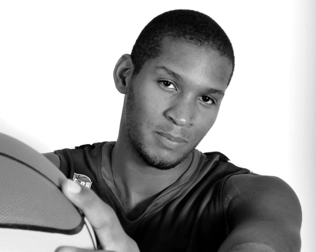 Γαλλία: Νεκρός παλαίμαχος μπασκετμπολίστας – Κατέρρευσε την ώρα της προπόνησης