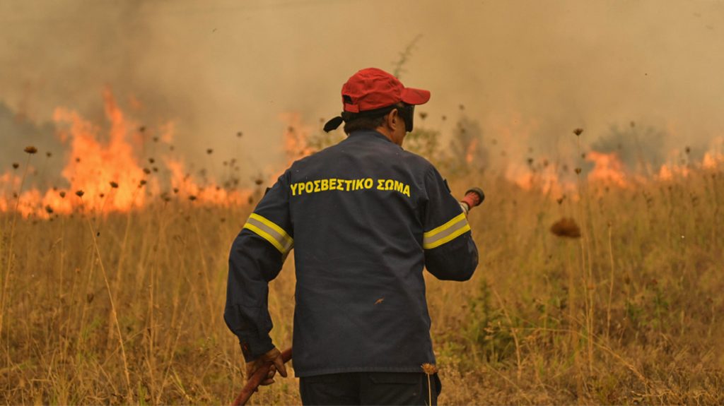 Δήμαρχος Σουφλίου: «Πρέπει να κατασβέσουμε τη φωτιά – Να νικήσουμε αυτόν τον πόλεμο»