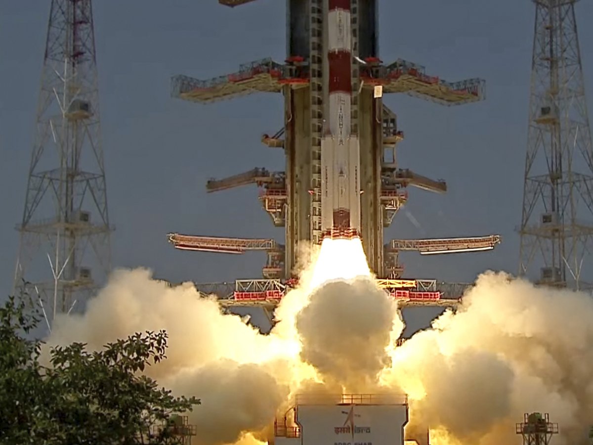 Όχημα διαστημικής παρατήρησης για τη μελέτη του ήλιου εκτόξευσε η Ινδική Διαστημική Υπηρεσία