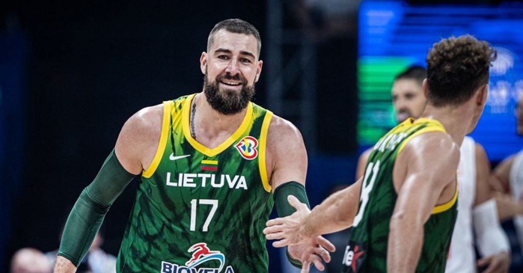 Μundobasket 2023: Η Λιθουανία νίκησε τις ΗΠΑ με 110-104 και προκρίθηκε πρώτη στους «8»