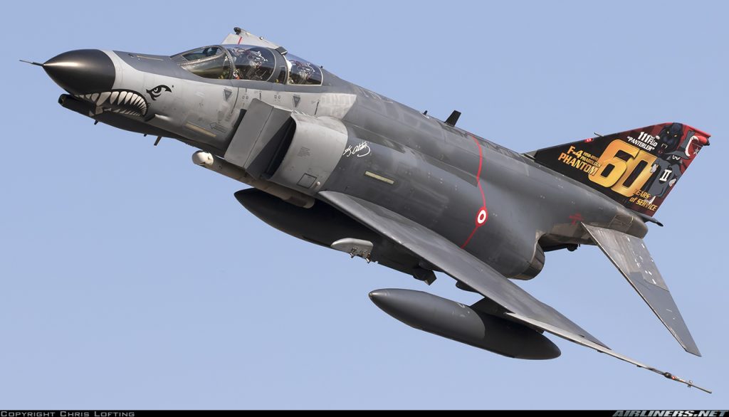 Αεροσκάφος F-4E 2020  της τουρκικής Αεροπορίας έχασε την εξωτερική δεξαμενή καυσίμου ενώ πετούσε