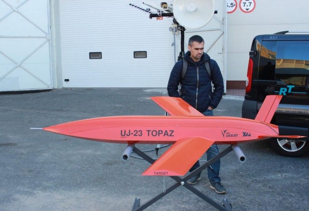 Οι Ουκρανοί κατασκεύασαν επιθετικό UAV  με ακτίνα δράσης 400 χλμ. και υψηλή υποηχητική ταχύτητα!