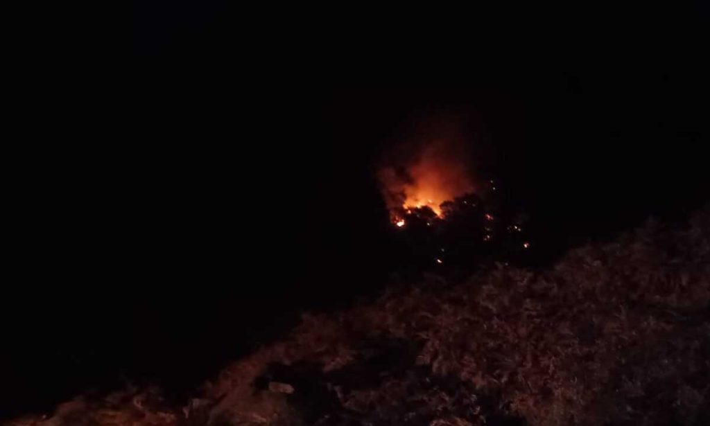 Σαμοθράκη: Υπό έλεγχο τέθηκε η φωτιά – Εκδηλώθηκε πιθανόν από κεραυνό