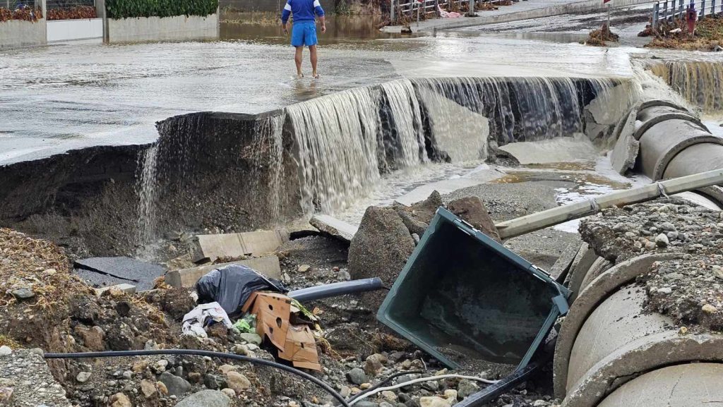Κακοκαιρία: «Έπεσαν 750 τόνοι νερού ανά στρέμμα» λέει ο μετεωρολόγος Μ.Σιούτας