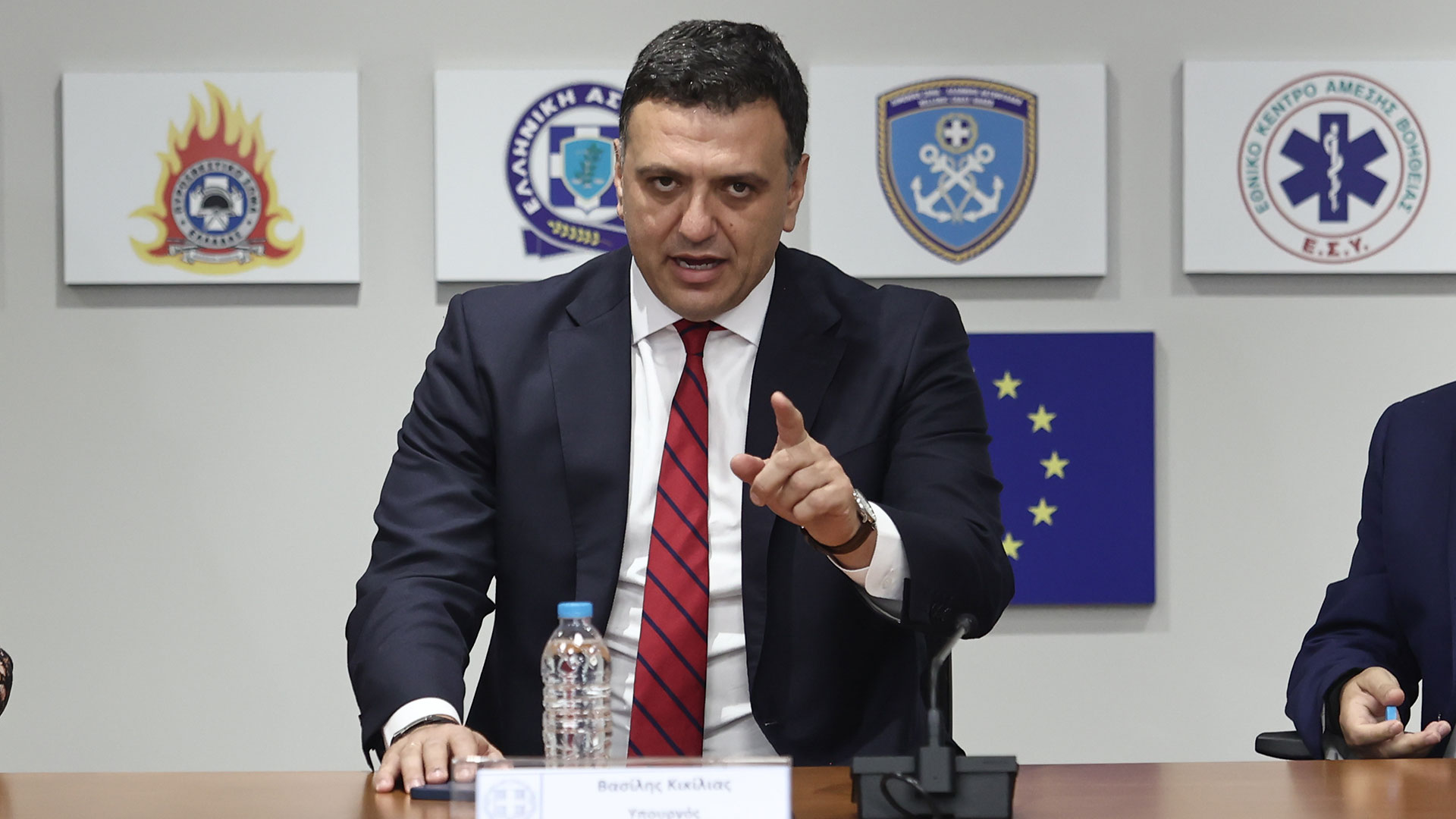 Β.Κικίλιας: «Υπάρχουν 20 εγκλωβισμένοι και 6 αγνοούμενοι στην Αγία Τριάδα Καρδίτσας» (βίντεο) (upd)