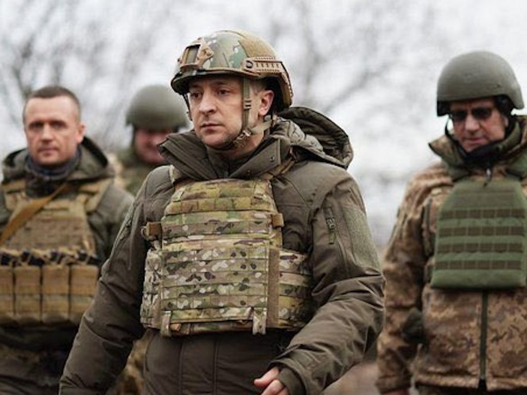 Ο Ζελένσκι συγχαίρει τρεις μόλις στρατιωτικές μονάδες για «αποτελεσματική» δράση κατά των ρωσικών δυνάμεων